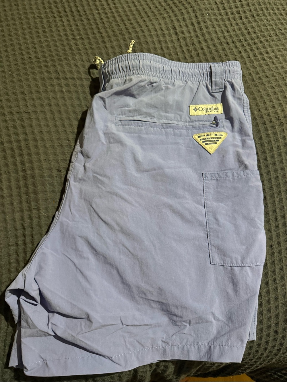 Columbia Men's Lavender Outdoor Cargo Shorts